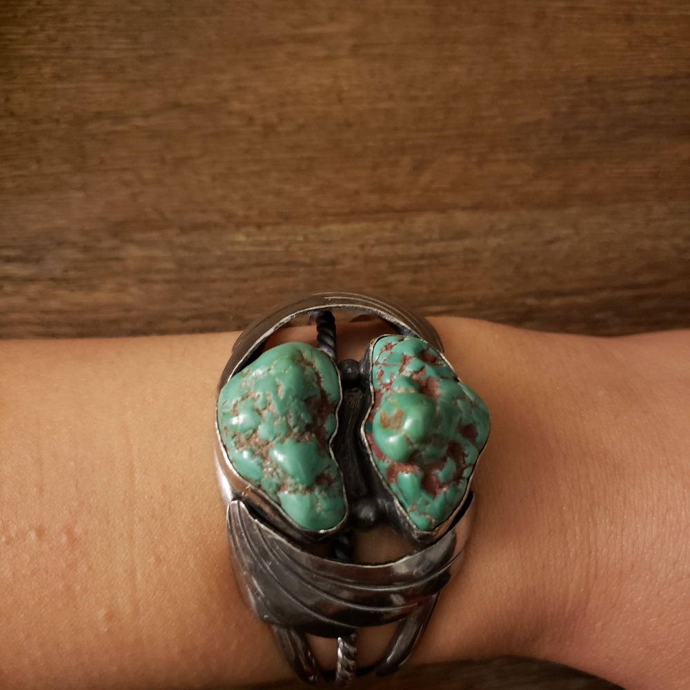 Vintage Sterling Silver Turquoise Cuff Bracelet - Picture 6 of 15